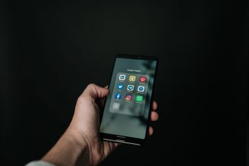 social media apps on phone